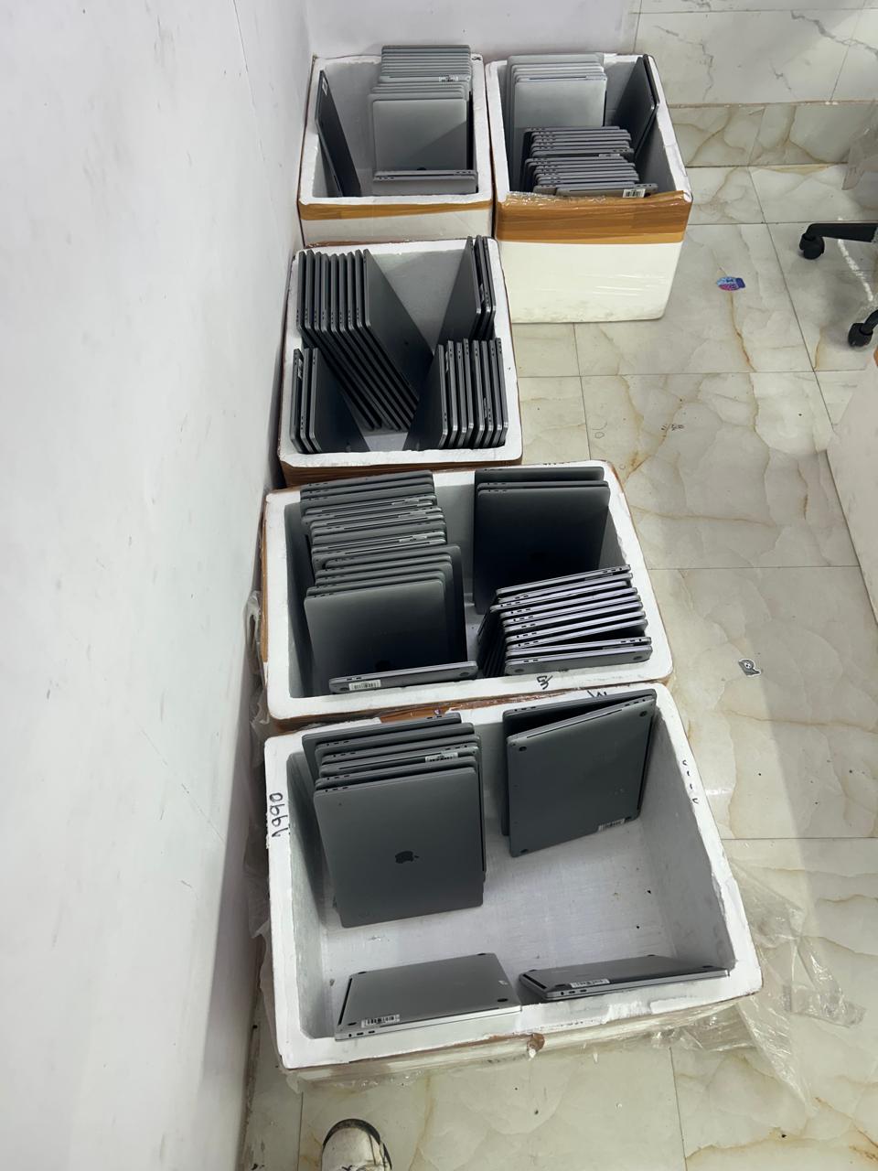 MacBook wholesale stock